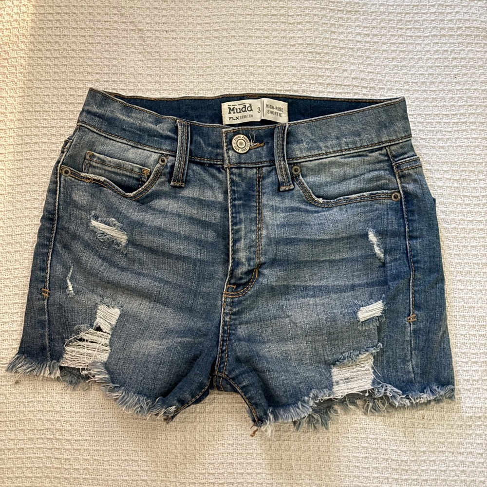 Mudd High-rise Shorts 15$
